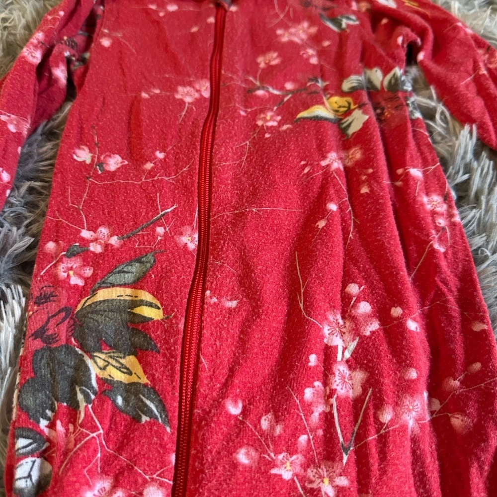 Floral Red Baby Zipper Romper Pajamas - Picture 2 of 3